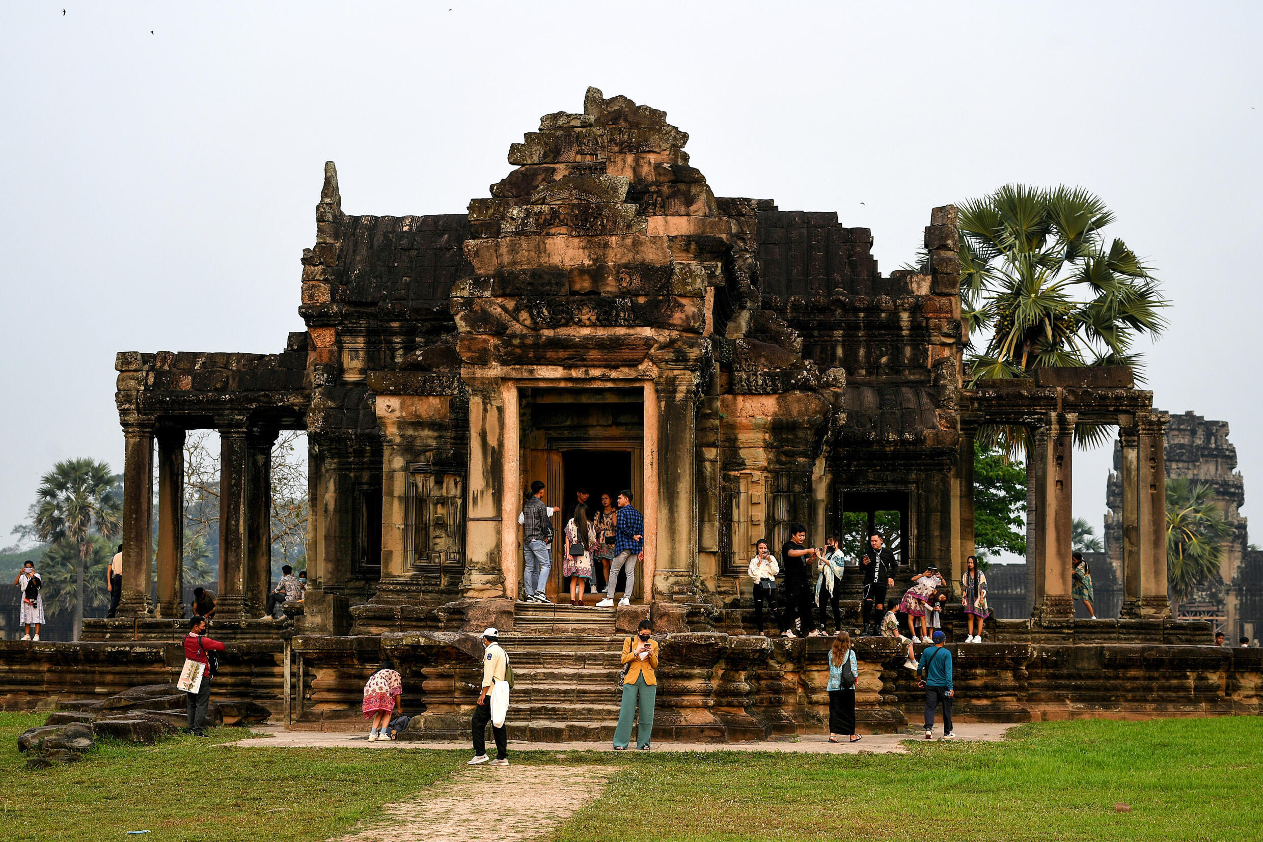 De nombreuses entreprises locales ont été contraintes de fermer en raison de la pandémie, mais certaines commencent à revenir alors que les touristes y affluent