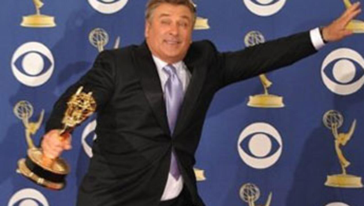 'Mad Men' and '30 Rock' repeat Emmy triumph(02)