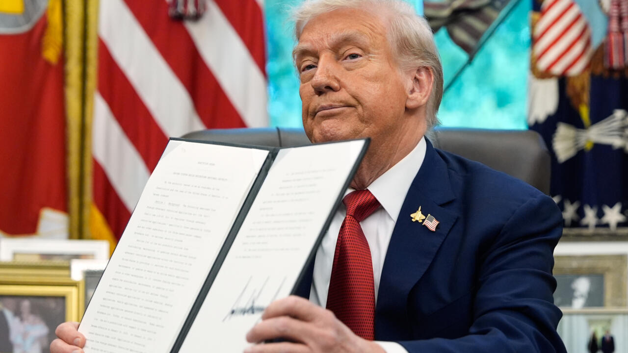 Trump Finalizes TikTok US Deal, Shifting Control to American Allies and Abu Dhabi Fund