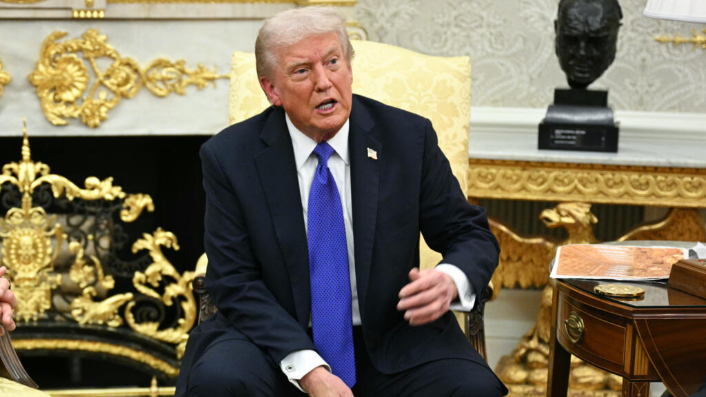 Exaspérés par Vladimir Poutine, les États-Unis et l'UE sanctionnent le pétrole russe