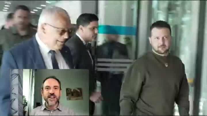 Zelensky in the Hague: Ukraine's President calls for ICC to punish Putin