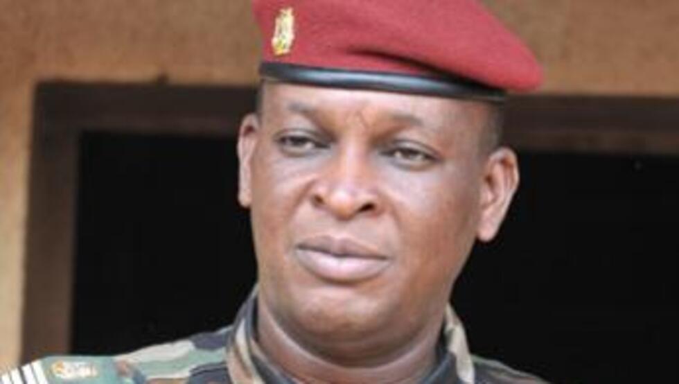 Guinea leader visits France, but his ministers are denied visas