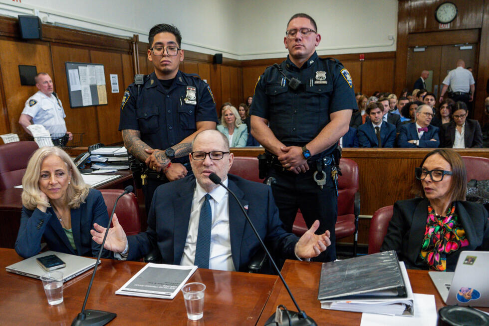 L'ancien producteur américain Harvey Weinstein à la cour pénale de Manhattan lors de son nouveau procès pour viol et agressions sexuelles, le 23 avril 2025 à New York