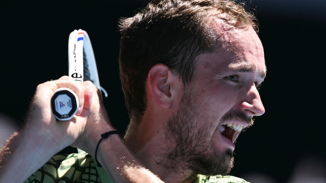 Medvedev battles into Melbourne third round after early scare