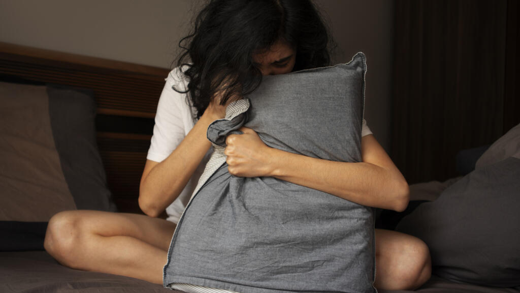 «الاغتصاب داخل الزواج… جريمة تصمت عنها الدول العربية؟»