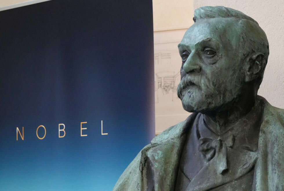 Vista del busto de Alfred Nobel en el Foro Nobel de Estocolmo, Suecia, el 6 de octubre de 2025.